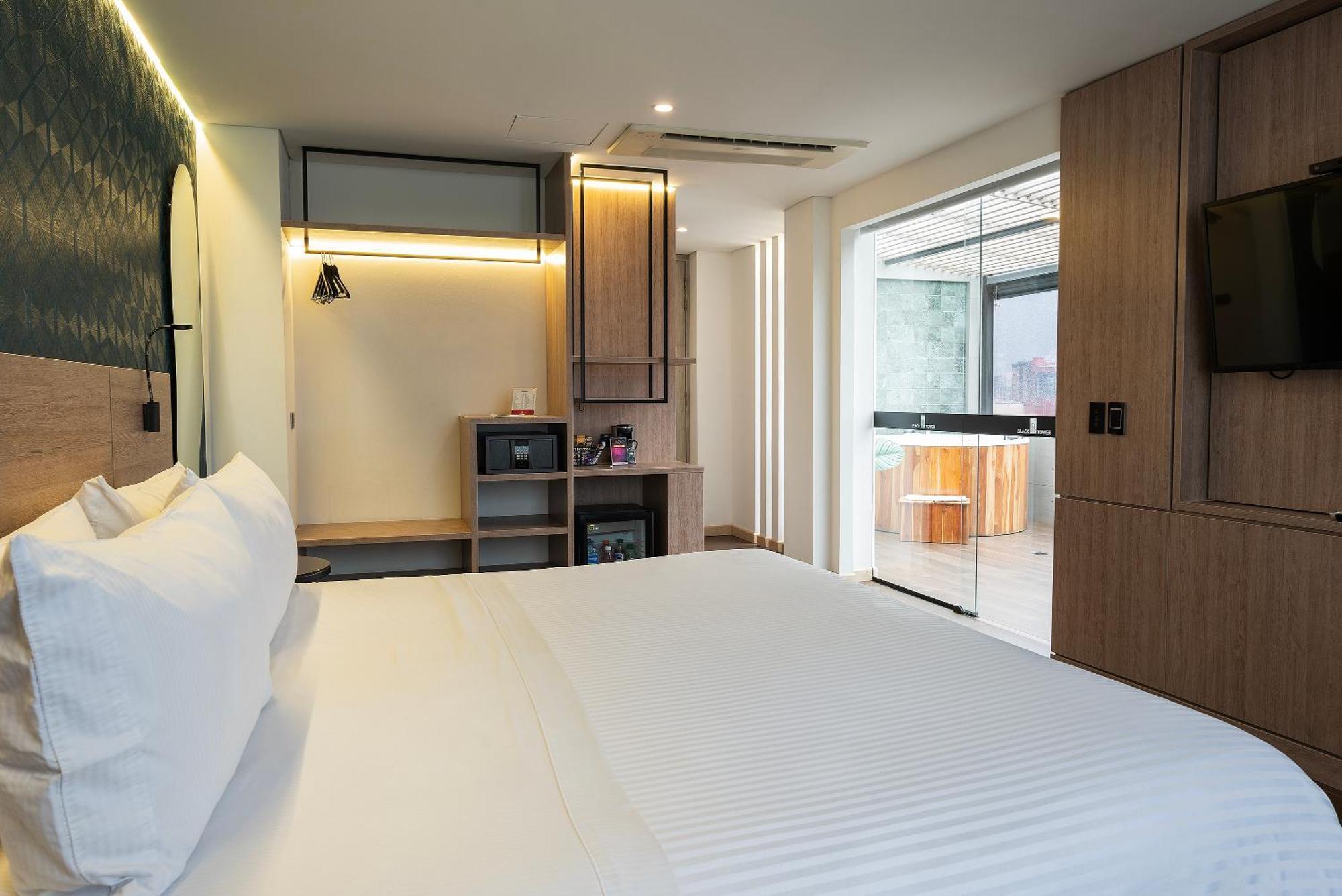 Hotel Black Tower Premium โบโกตา ภายนอก รูปภาพ