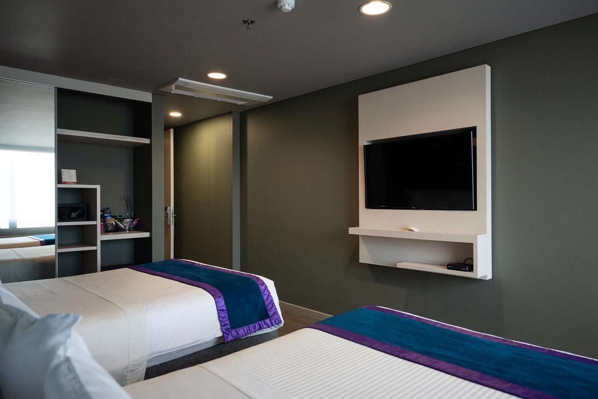 Hotel Black Tower Premium โบโกตา ภายนอก รูปภาพ