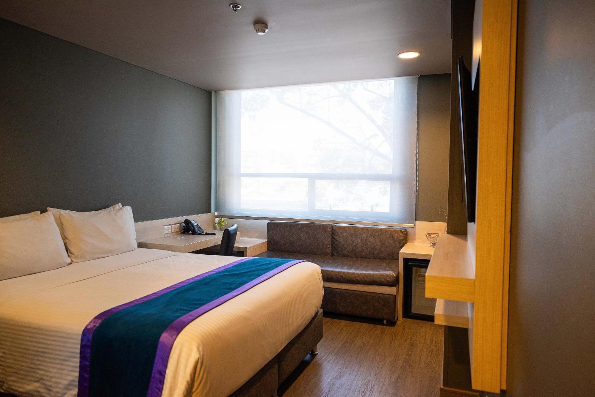 Hotel Black Tower Premium โบโกตา ภายนอก รูปภาพ
