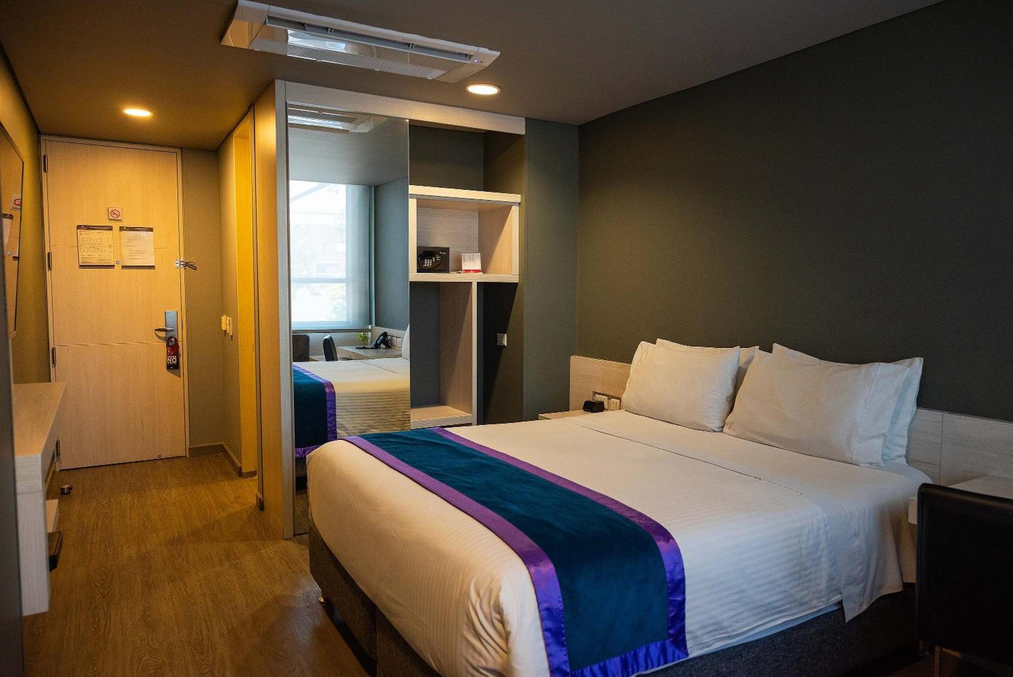 Hotel Black Tower Premium โบโกตา ภายนอก รูปภาพ