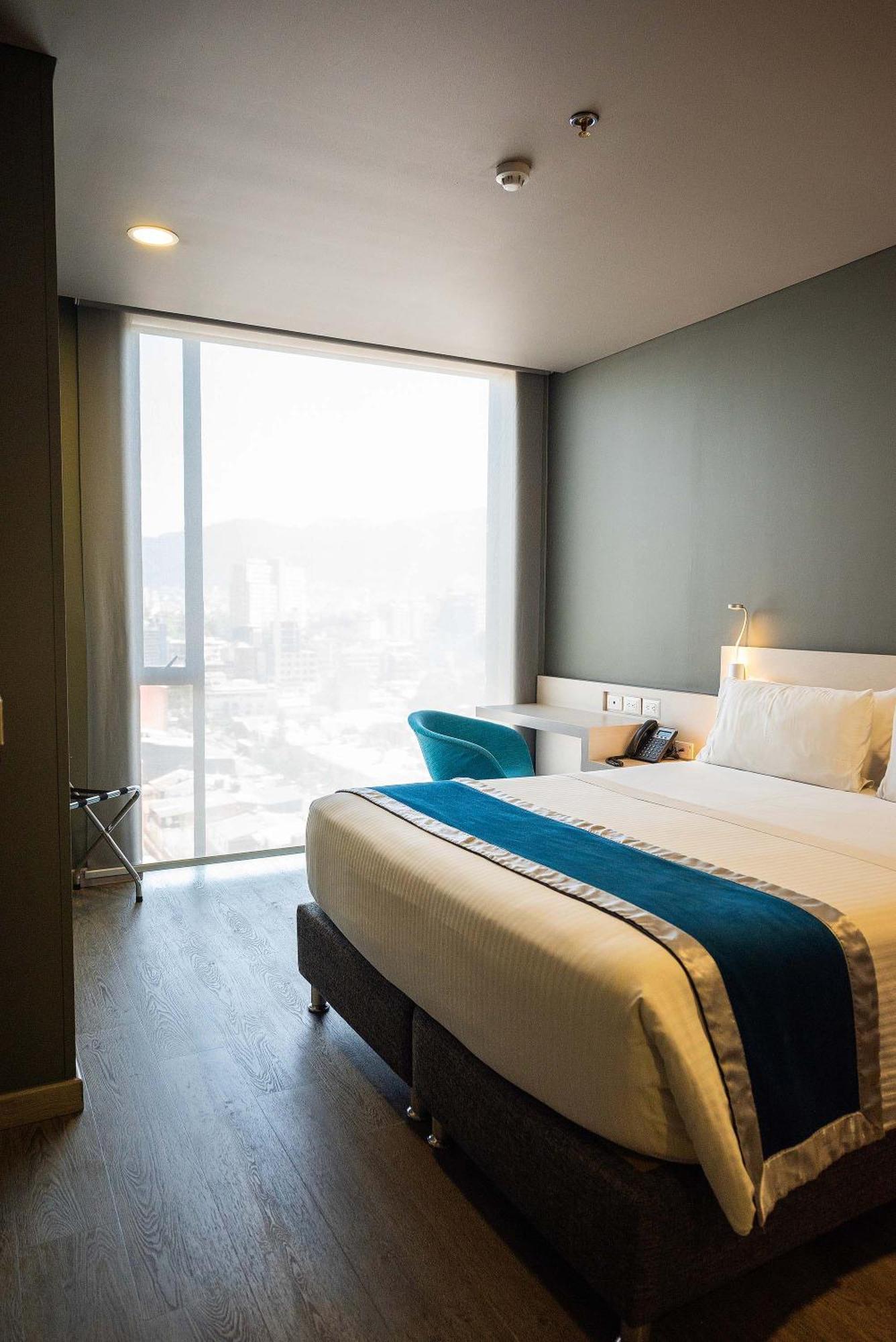 Hotel Black Tower Premium โบโกตา ภายนอก รูปภาพ