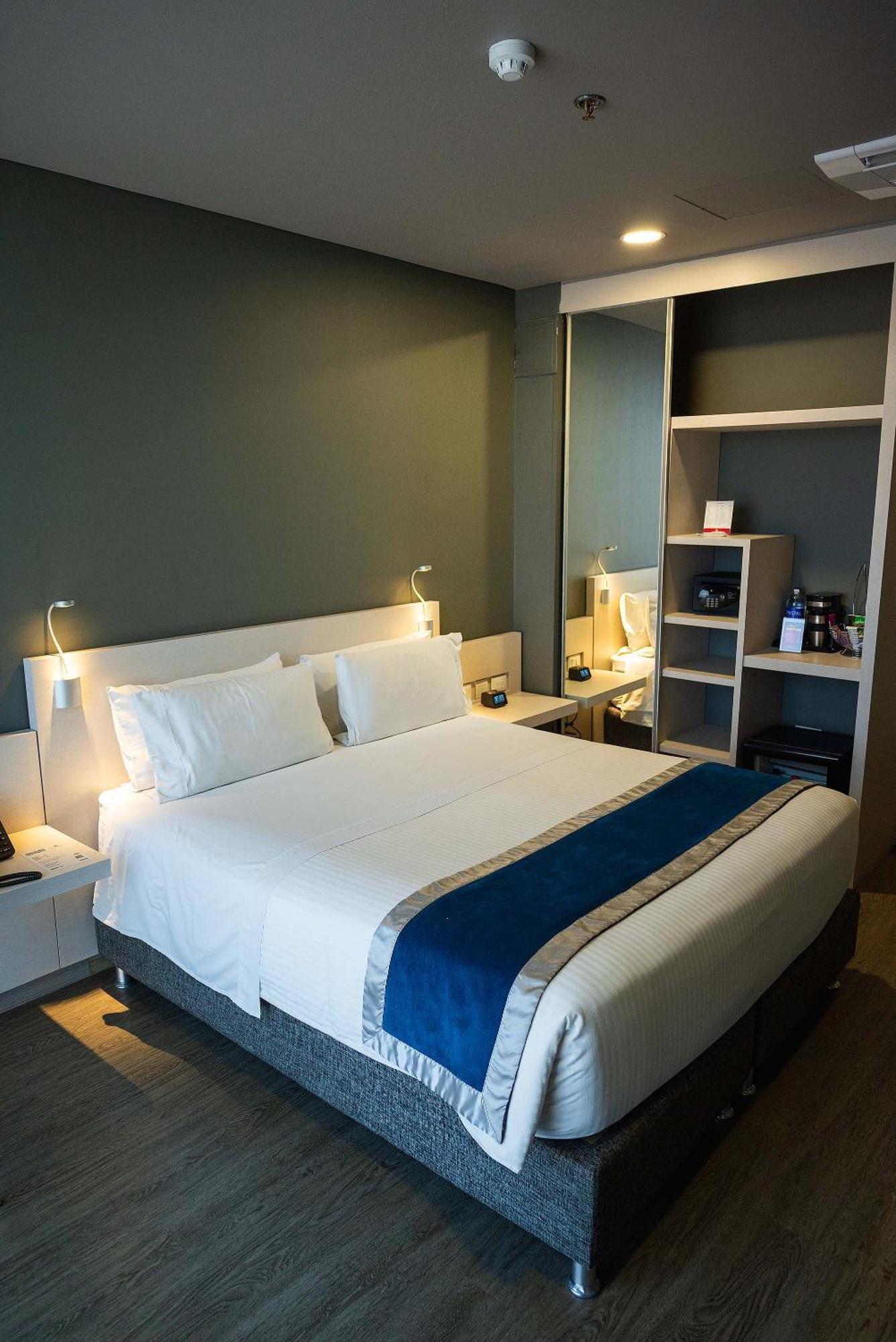 Hotel Black Tower Premium โบโกตา ภายนอก รูปภาพ
